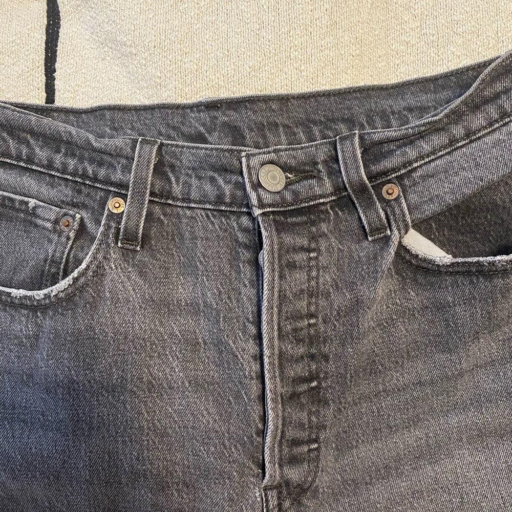 Levi’s 501 Skinny Fit Jeans - Picture 6 of 6